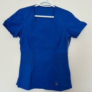 Jaanuu scrub top